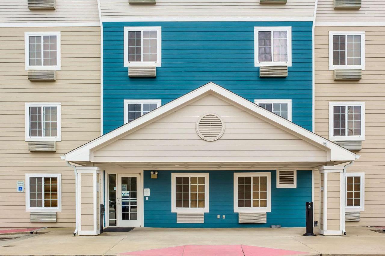 Woodspring Suites Conroe Exterior photo
